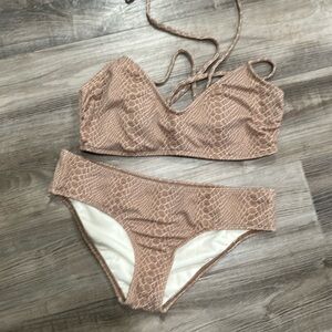 Xhilaration snake textured bikini  - L top/S bottom/M bottom
